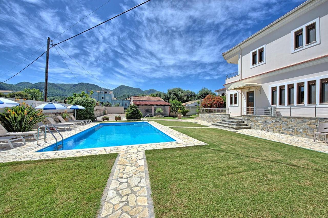 Acharavi Beach Villa By Posarellivillas Exterior photo