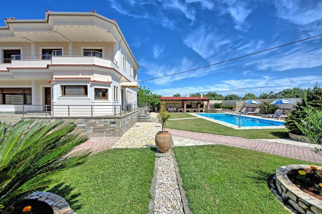 Acharavi Beach Villa By Posarellivillas Exterior photo